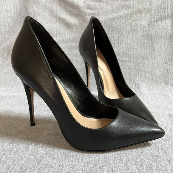 Aldo Classic Black Leather Pumps.  Size 7.5 US - Picture 1 of 12